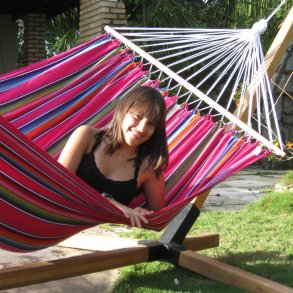 Mexico Pink hengekøye i stoff med trepinne 118 cm