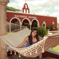 Hengek&oslash;ye med trepinner - 118 cm bred