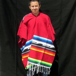 R&oslash;d Poncho