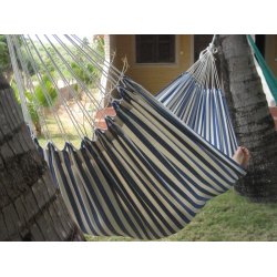 Bl&aring; og hvid stribet stof h&aelig;ngek&oslash;je