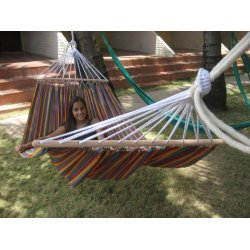 Stof h&aelig;ngek&oslash;je med rundstokke