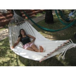 Naturhvid h&aelig;ngek&oslash;je med tv&aelig;r st&aelig;nger