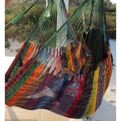 Multicolor hengekye stol i store fleksible nett